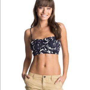 Roxy Starlet Bralette Top Vacation Pullover Smocked Back Navy and White Size S